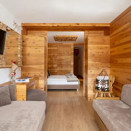 Hotel Dahu Madonna